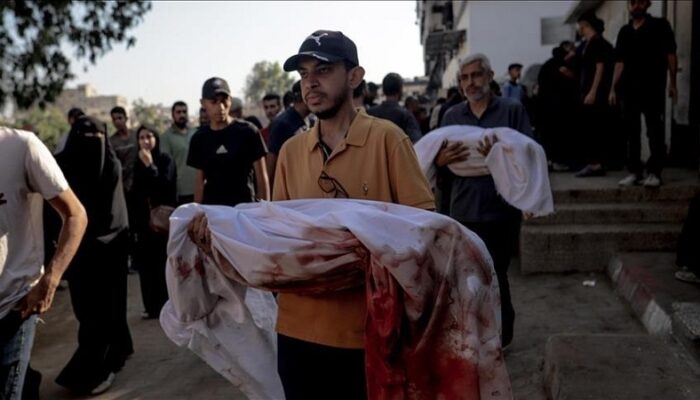 গাজা উপত্যকায় ইসরাইলি হামলায় শিশুসহ ১৩ ফিলিস্তিনি নিহত