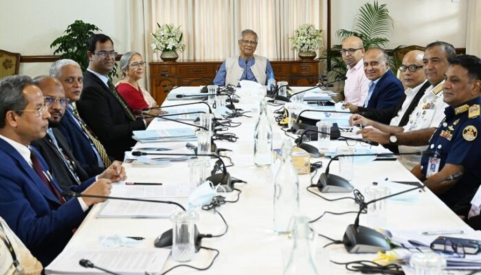 গভীর সমুদ্রে মাছ ধরা কার্যক্রম জোরদারের আহ্বান প্রধান উপদেষ্টার