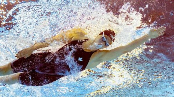 ৮০০ মিটারে বিশ্ব শিরোপা জিতলেন ম্যাকিনটোশ, লেডেকি