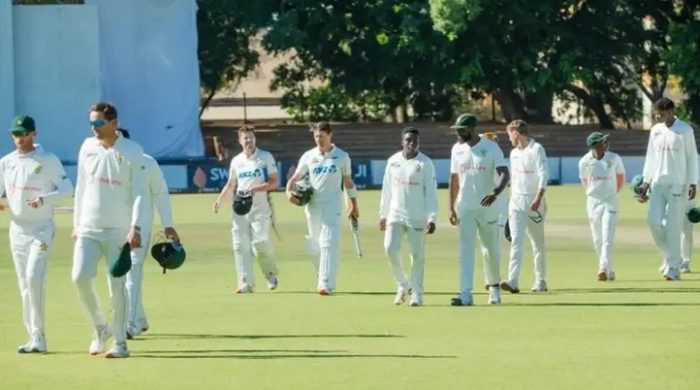 টেস্টে জিম্বাবুয়ের বিপক্ষে সহজ জয় নিউজিল্যান্ডের