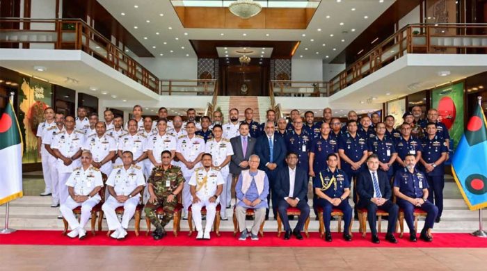 নৌ ও বিমান বাহিনীর পদোন্নতি পর্ষদ উদ্বোধন করলেন প্রধান উপদেষ্টা